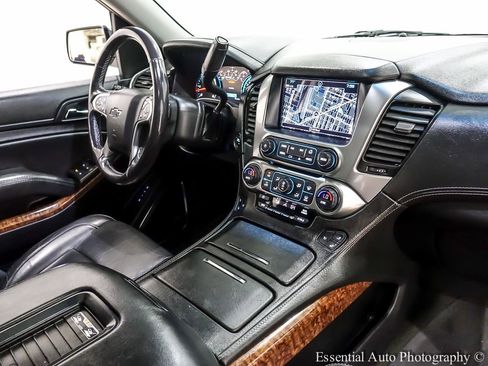 Used 2018 Chevrolet Tahoe Premier AWD/4WD image 36