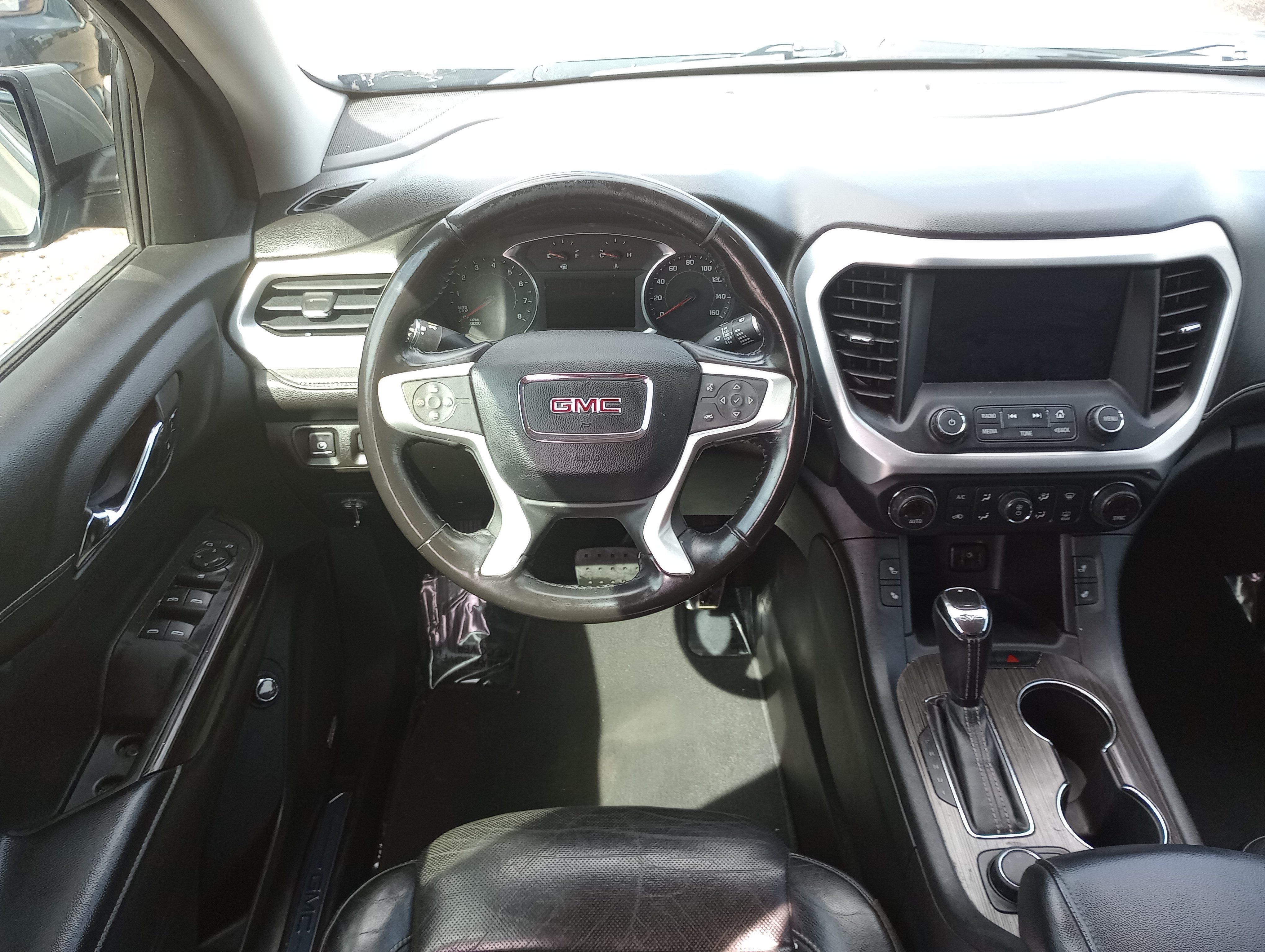 Used 2019 GMC Acadia SLT FWD image 9