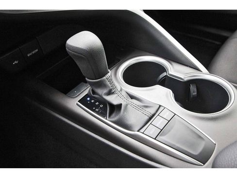 Used 2023 Toyota Camry LE image 24