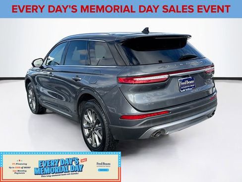 Used 2022 Lincoln Corsair AWD w/ Premium Package image 5