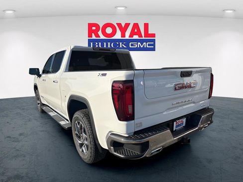 New 2026 GMC Sierra 1500 SLT image 6