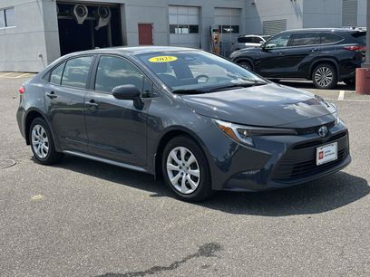 Used 2025 Toyota Corolla LE