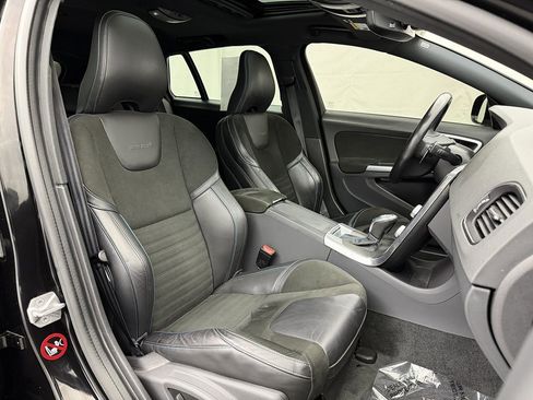 Used 2018 Volvo V60 T6 Polestar image 41