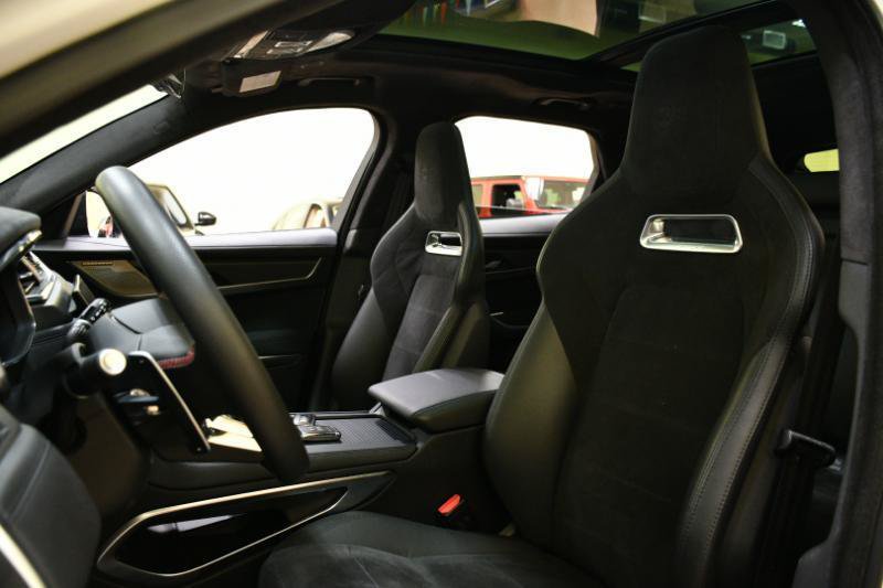 Used 2023 Jaguar F-PACE SVR AWD/4WD image 20