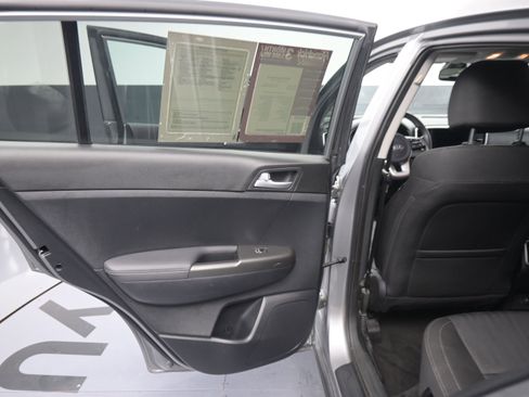 Used 2021 Kia Sportage LX image 18