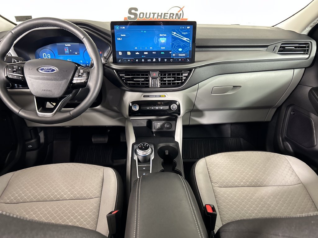 Used 2024 Ford Escape Active w/ Tech Pack #2 FWD image 17
