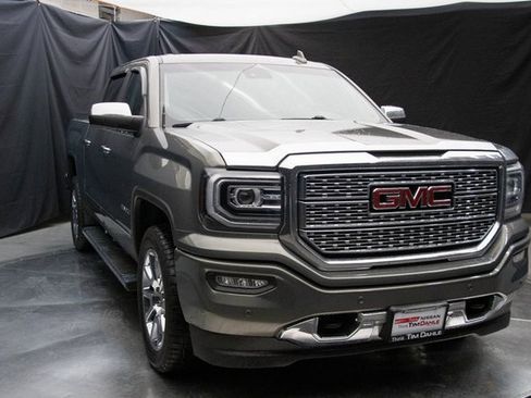 Used 2017 GMC Sierra 1500 Denali image 3