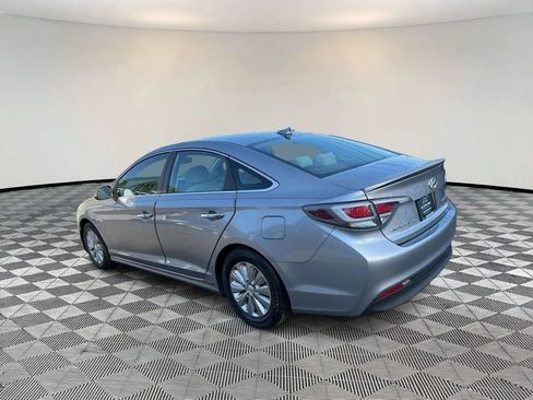 Used 2016 Hyundai Sonata SE FWD image 5
