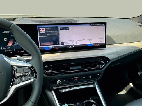 Used 2025 BMW 330i Sedan RWD image 6