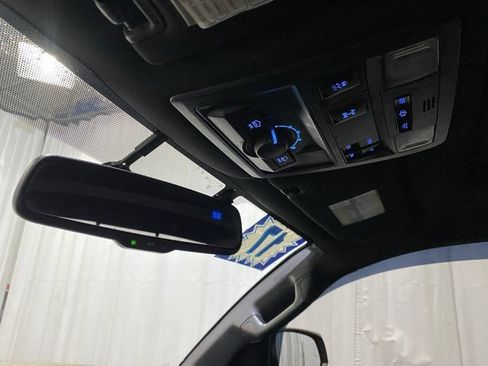 Certified 2017 Toyota Tacoma TRD Off-Road image 20