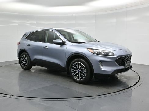 Certified 2022 Ford Escape SEL w/ Technology Package image 25