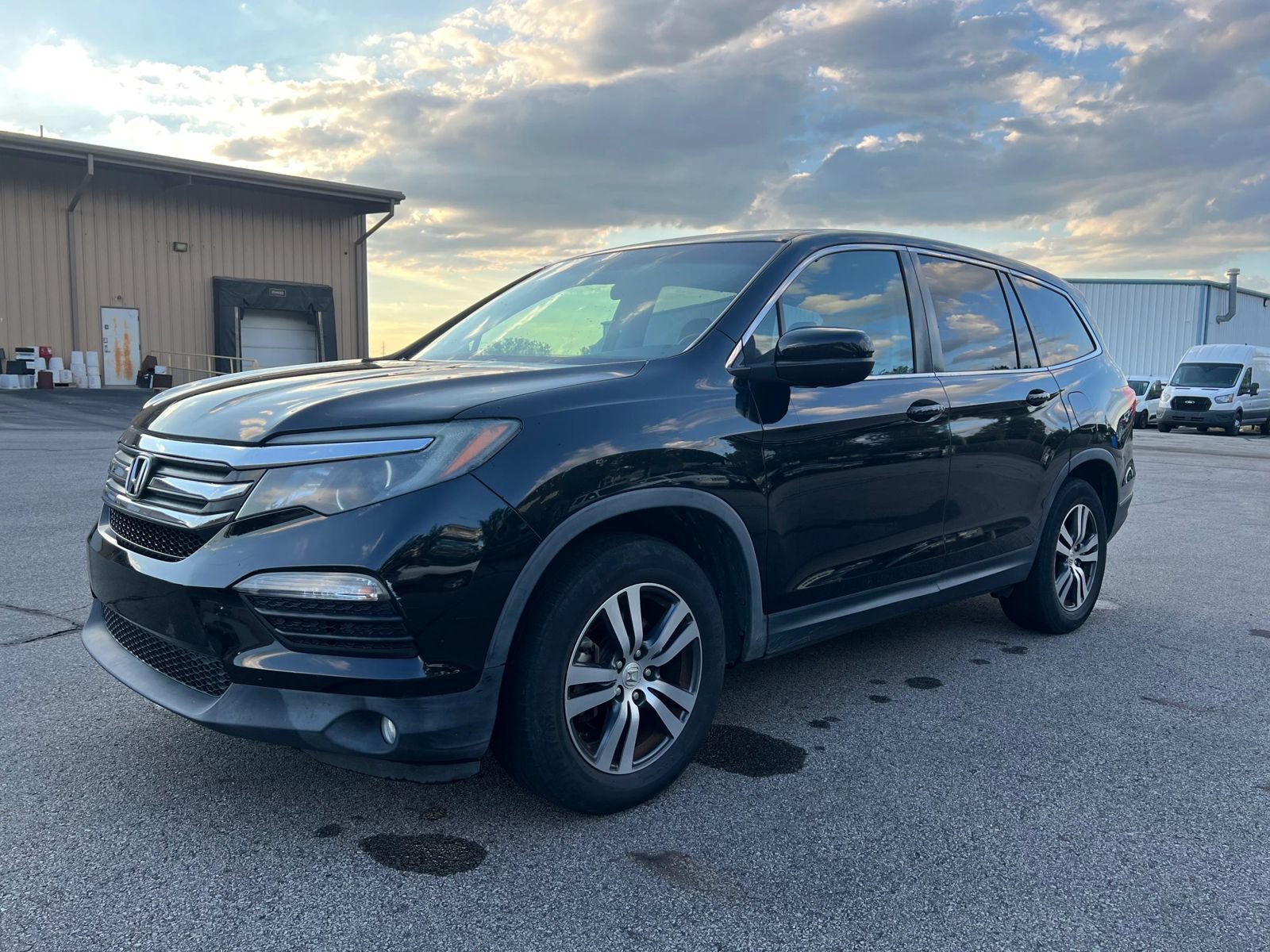 Used 2017 Honda Pilot EX image 1