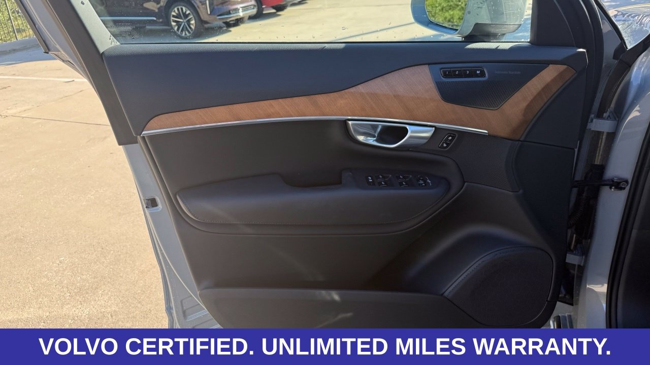 Certified 2024 Volvo XC90 T8 Plus w/ Protection Package Premier AWD/4WD image 24