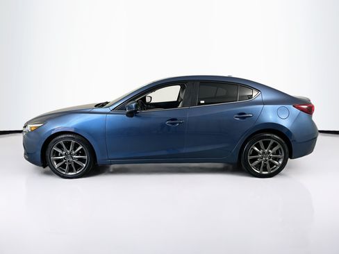 Used 2018 MAZDA MAZDA3 Grand Touring FWD image 8