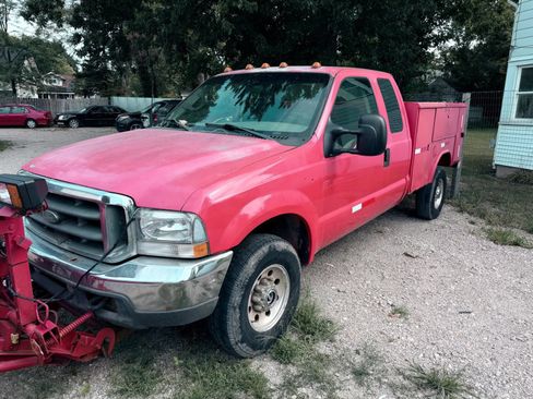 Used 2002 Ford F250 4x4 SuperCab Super Duty image 1