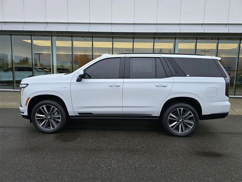 New 2026 Cadillac Escalade Sport image 2