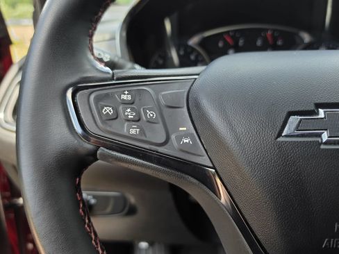 Used 2024 Chevrolet Equinox RS FWD image 25