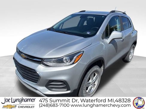 Used 2018 Chevrolet Trax LT w/ LT Convenience Package AWD/4WD image 7