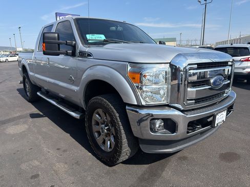 Used 2016 Ford F250 Lariat w/ Lariat Ultimate Package AWD/4WD image 4