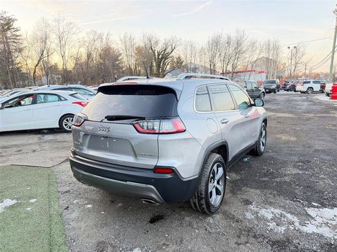 Used 2019 Jeep Cherokee Limited AWD/4WD image 4
