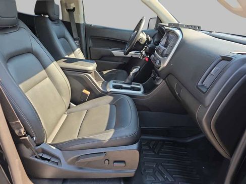 Used 2022 Chevrolet Colorado ZR2 image 8