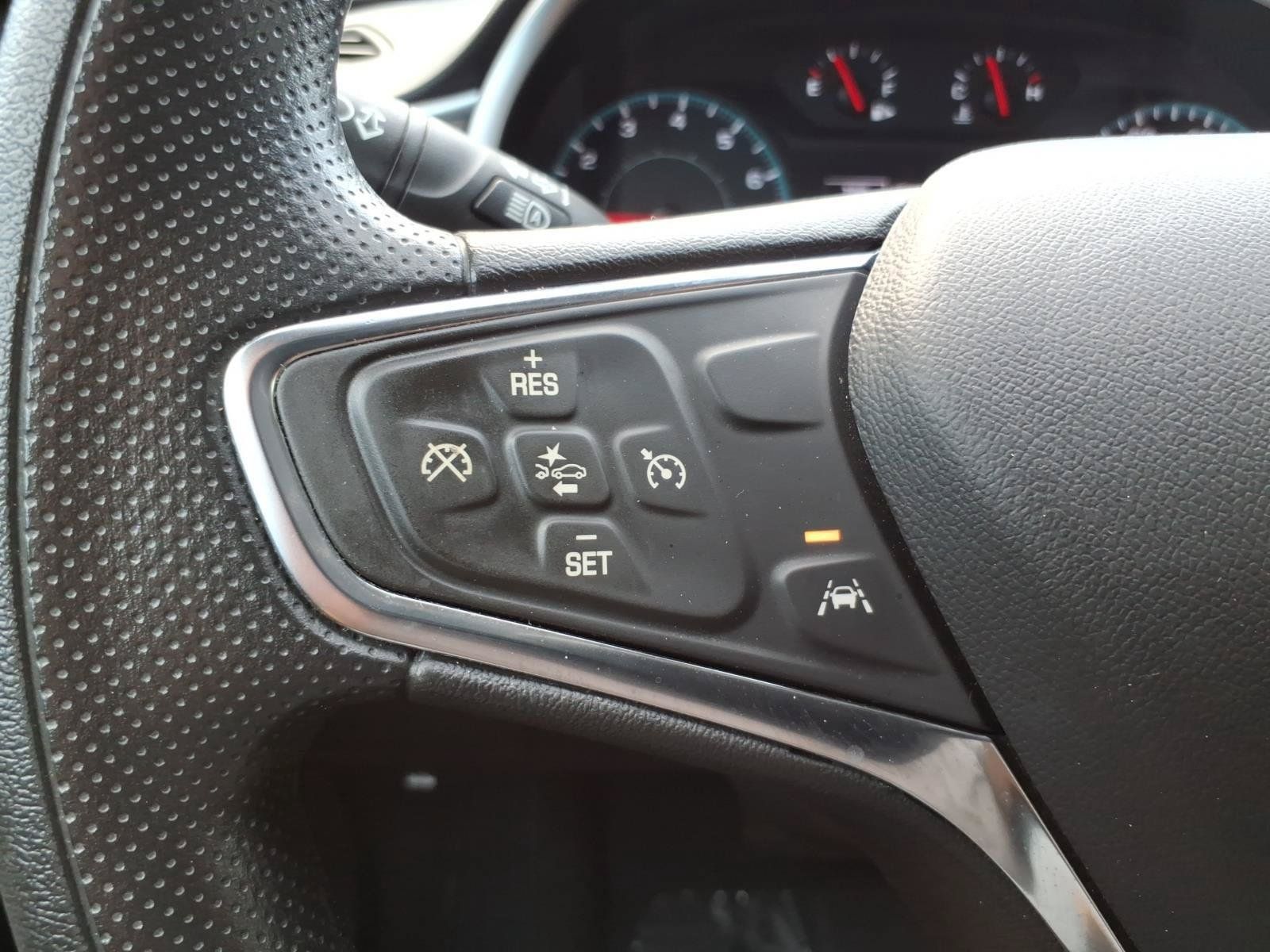 Used 2023 Chevrolet Malibu LT FWD image 14