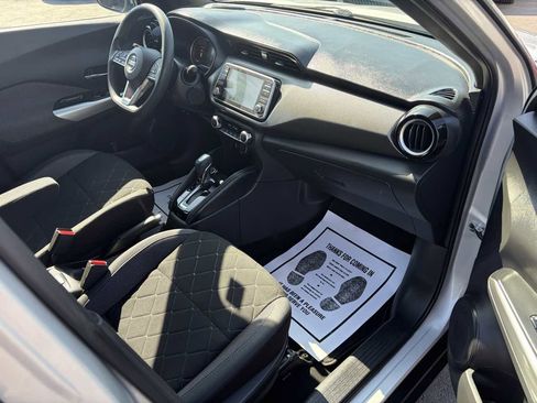 Used 2019 Nissan Kicks FWD image 25