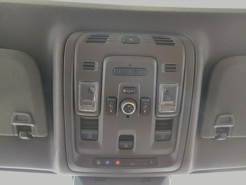 Certified 2023 Cadillac Escalade Premium Luxury w/ Performance Package image 19