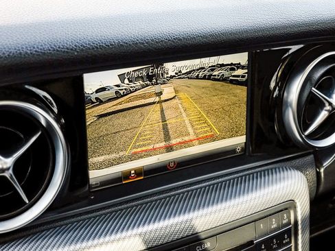Used 2017 Mercedes-Benz SLC 300 image 15