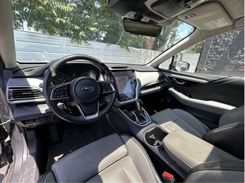 Used 2023 Subaru Outback Limited AWD/4WD image 2