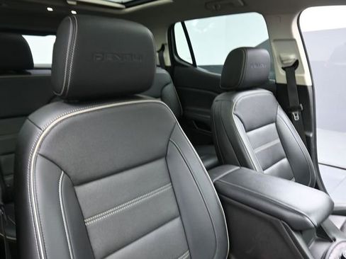 Used 2023 GMC Acadia Denali w/ Black Diamond Edition AWD/4WD image 31