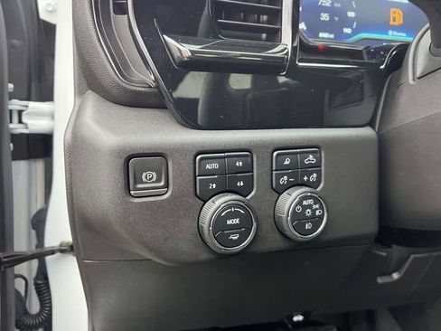 Used 2023 Chevrolet Silverado 1500 ZR2 w/ LPO, Dark Essentials Package AWD/4WD image 20