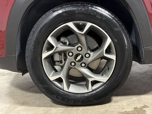 Used 2024 Chevrolet Trax LT FWD image 26
