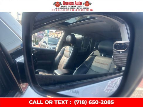 Used 2020 Nissan Pathfinder SL AWD/4WD image 36