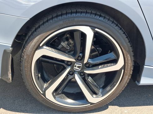 Used 2022 Honda Accord Sport image 8