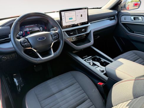 Certified 2025 Ford Explorer ST-Line RWD image 15