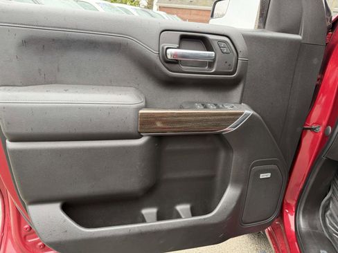 Used 2020 Chevrolet Silverado 1500 LT Trail Boss image 17