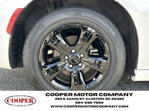 Used 2023 Dodge Charger SXT image 17