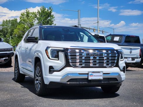 New 2027 GMC Terrain Denali w/ LPO, Black Badging Package AWD/4WD image 4
