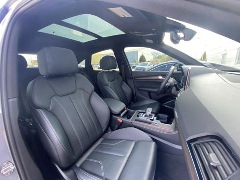 Used 2022 Audi Q5 2.0T Premium Plus w/ Premium Plus Package image 23