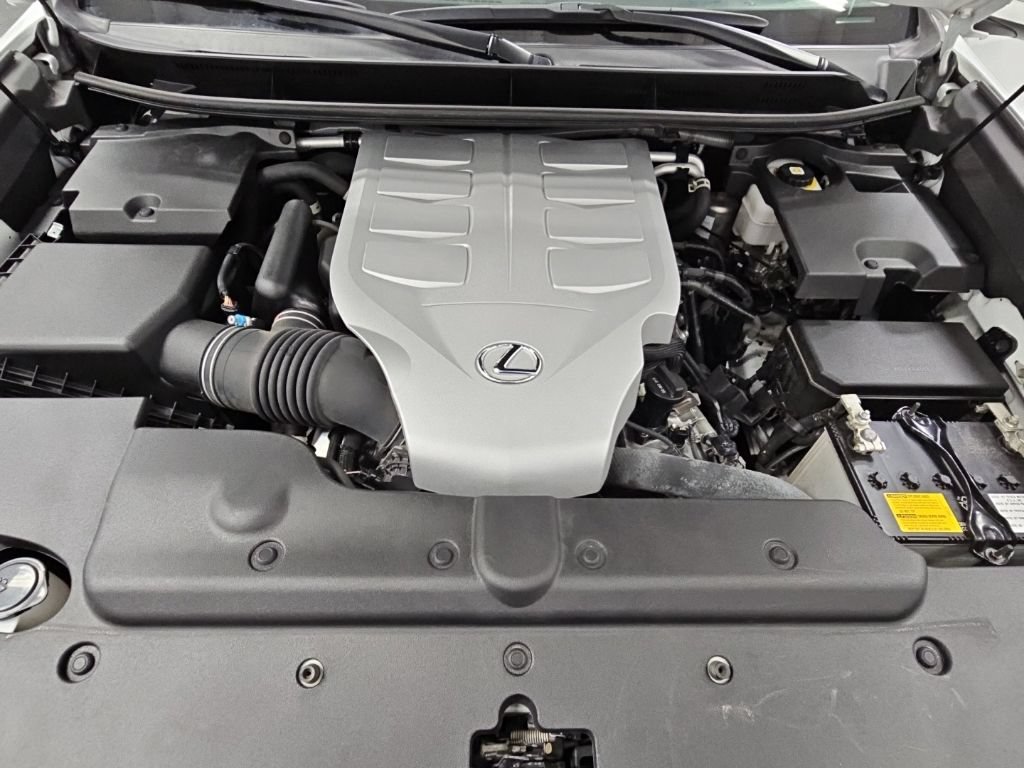 Used 2023 Lexus GX 460 Premium w/ Accessory Package AWD/4WD image 43