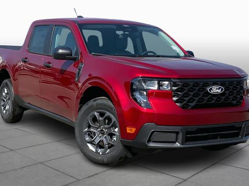 New 2026 Ford Maverick XLT FWD image 2