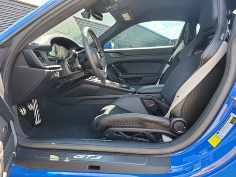 Used 2026 Porsche 911 GT3 RWD image 4
