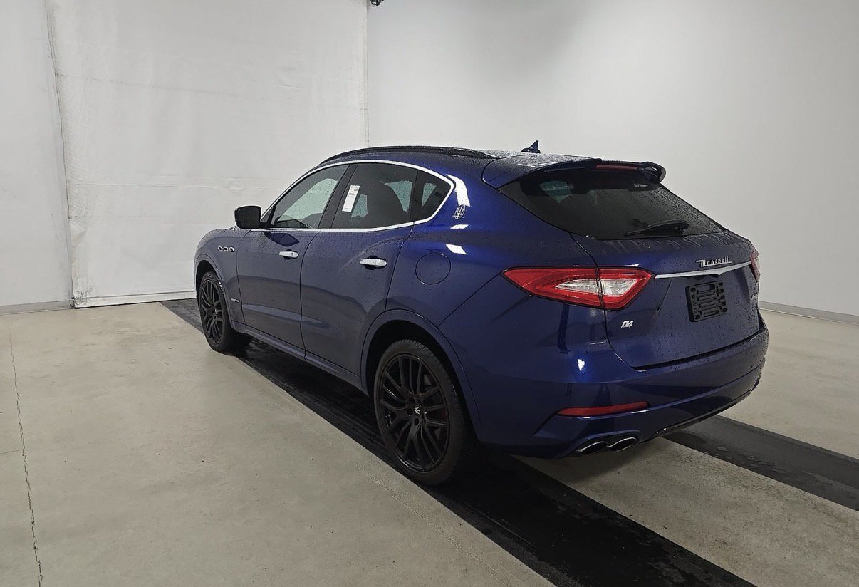 Used 2018 Maserati Levante GranSport AWD/4WD image 6