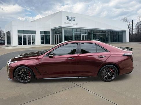 Used 2025 Cadillac CT4 V Blackwing w/ Driver Assist Package RWD image 8