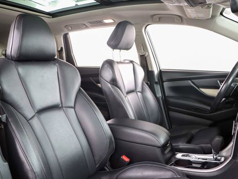 Used 2022 Subaru Ascent Limited w/ Technology Package image 32