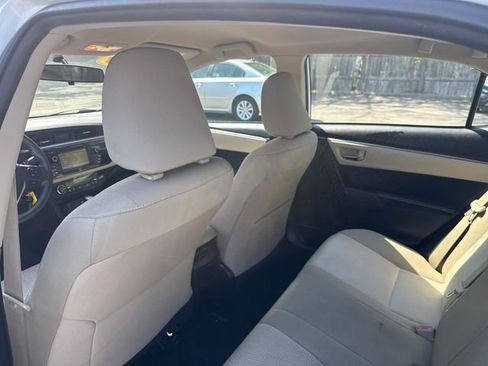 Used 2014 Toyota Corolla LE FWD image 25