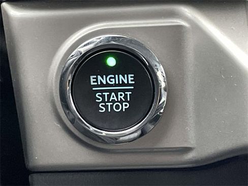 Certified 2022 Ford F150 XLT w/ Equipment Group 302A High image 26