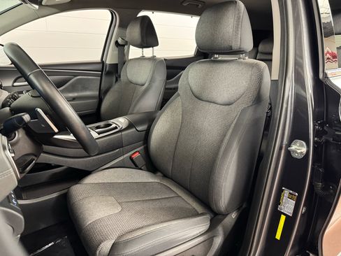 Used 2022 Hyundai Santa Fe SEL w/ Convenience Package image 13
