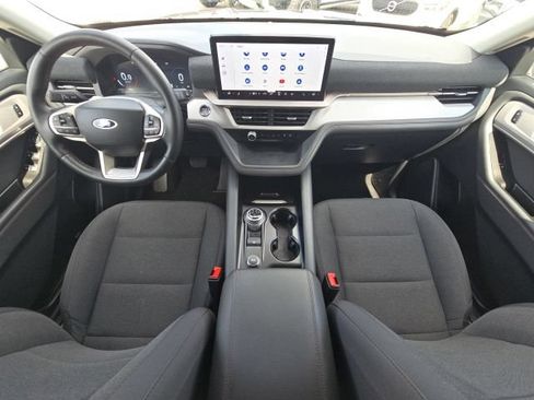 Used 2025 Ford Explorer Active RWD image 35